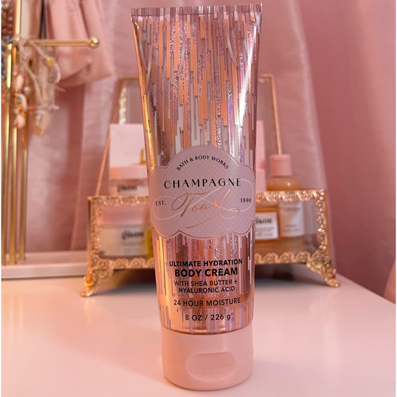 Champagne Toast Ultimate Hydration Body Cream - Picture 2 of 4